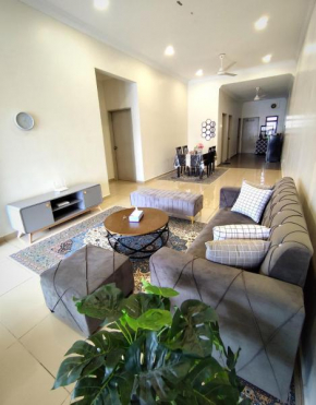 AA Homestay Bandar Mahkota Banting